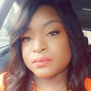 Meet your Posher, Caline